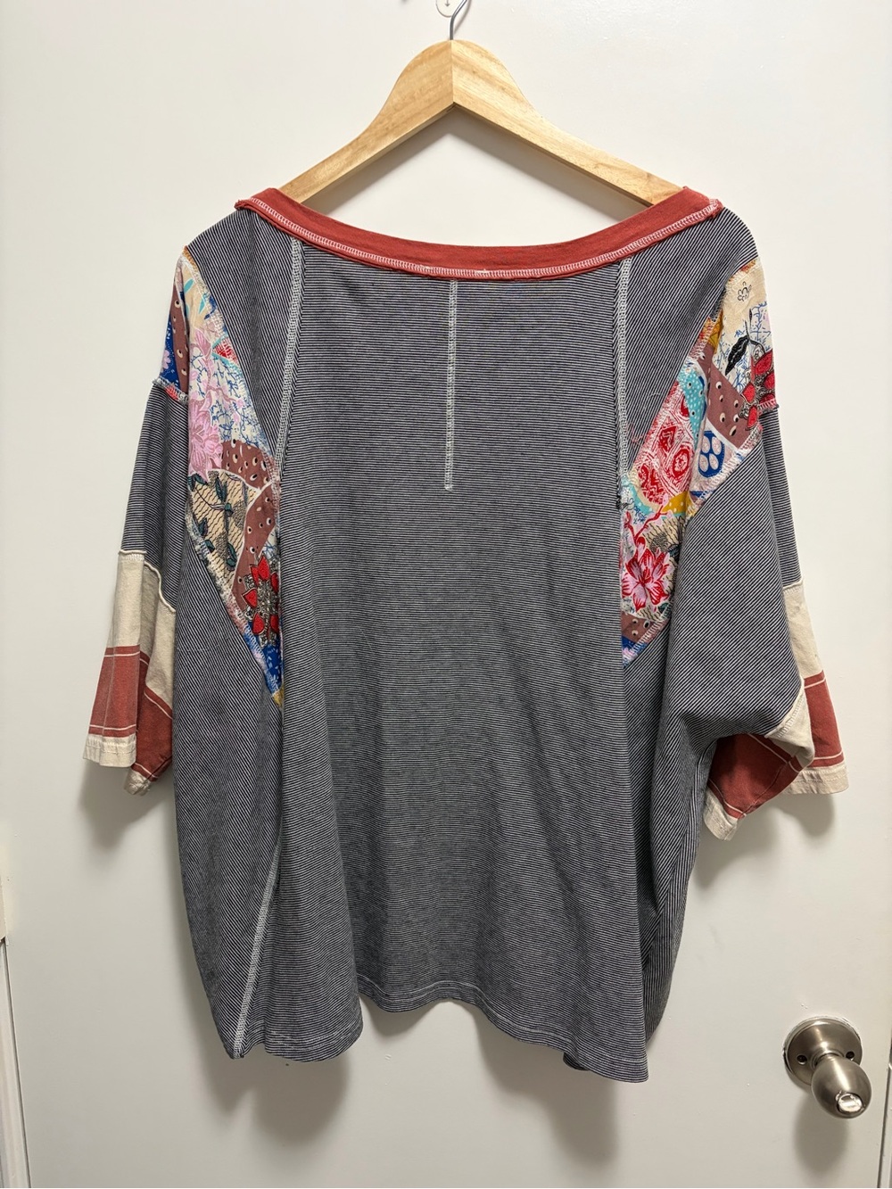 Easel Britt Patchwork Top Boho Women’s Size Large - Picture 8 of 8